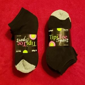 Low Cut Athletic Socks